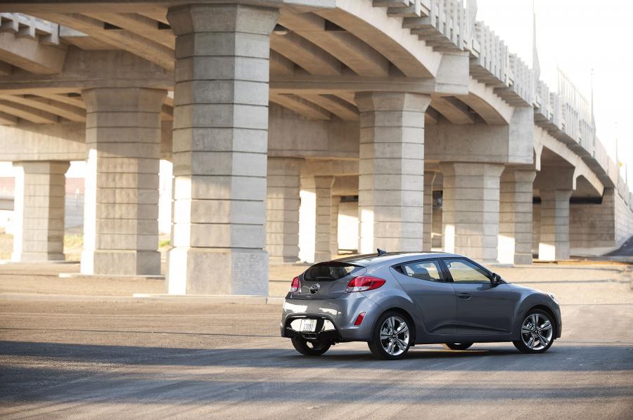  Hyundai Veloster 2011 года  (фото 161 из 184)